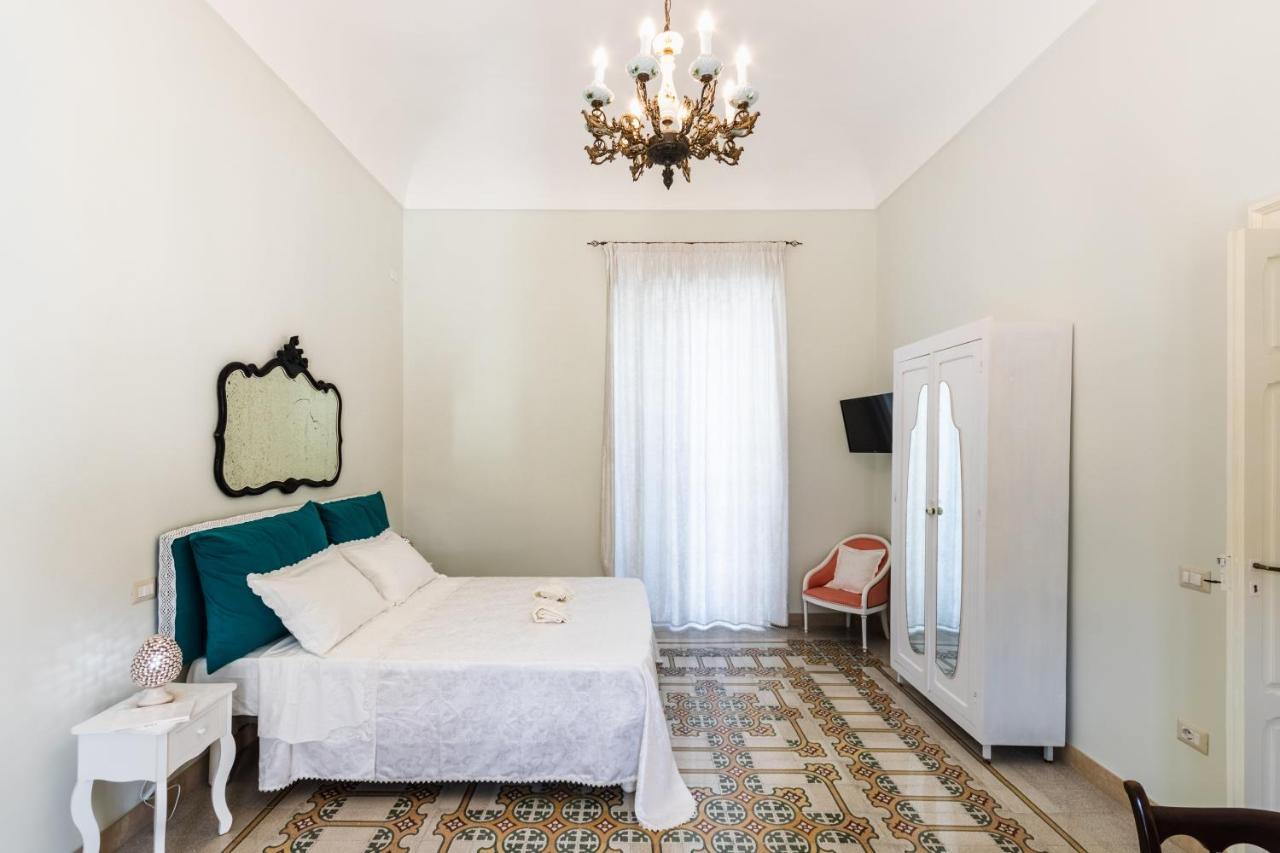 Liberty Suite Regina Elena 아볼라 외부 사진