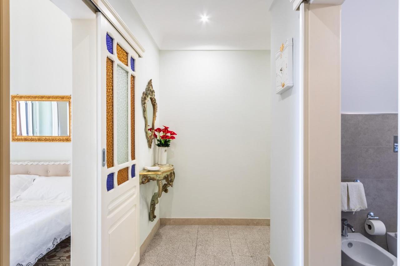 Liberty Suite Regina Elena 아볼라 외부 사진