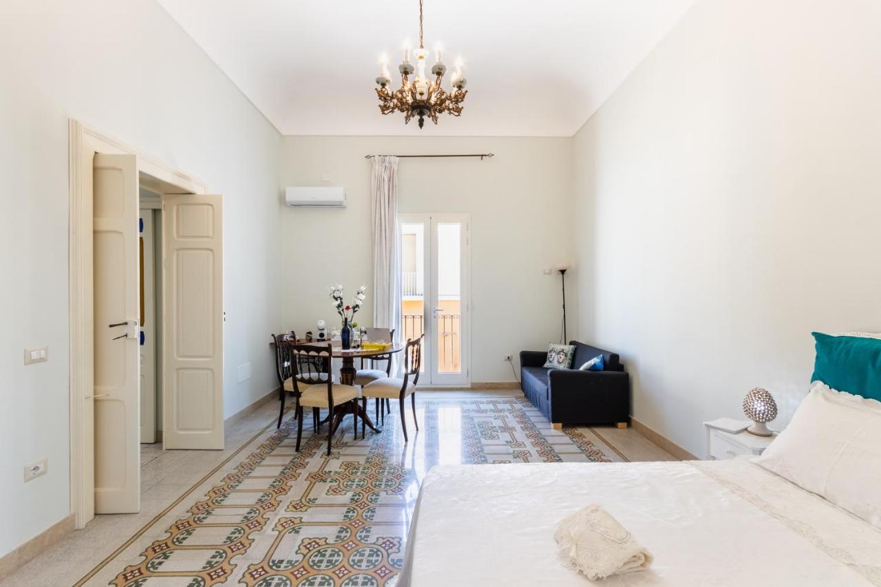 Liberty Suite Regina Elena 아볼라 외부 사진