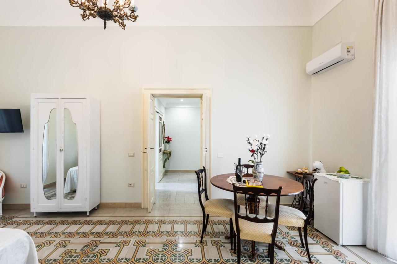 Liberty Suite Regina Elena 아볼라 외부 사진